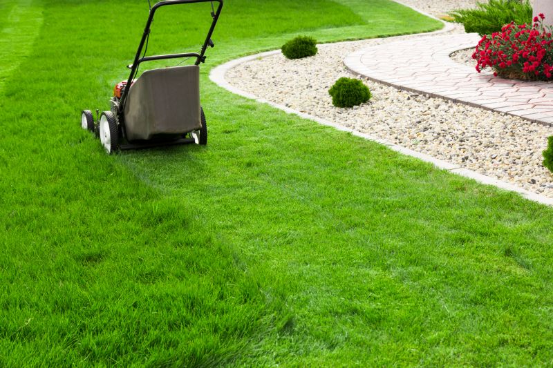 Lawn with Uniform Cut